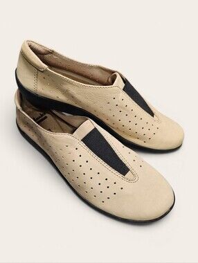 Clarks Beige Medora Gemma - Nubuck Leather